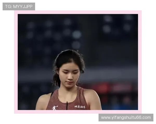 田径女神夏思凝：顶级颜值藏着力量美学